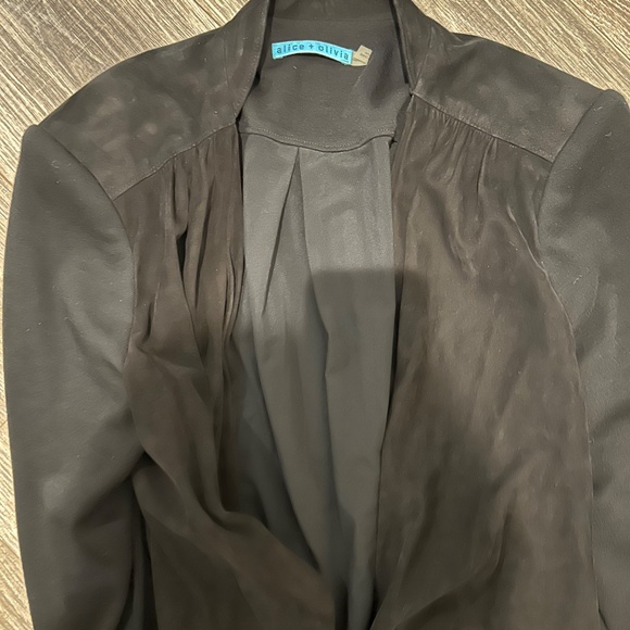 Short suede open front jacket by Alice and Olivia - Picture 2 of 2